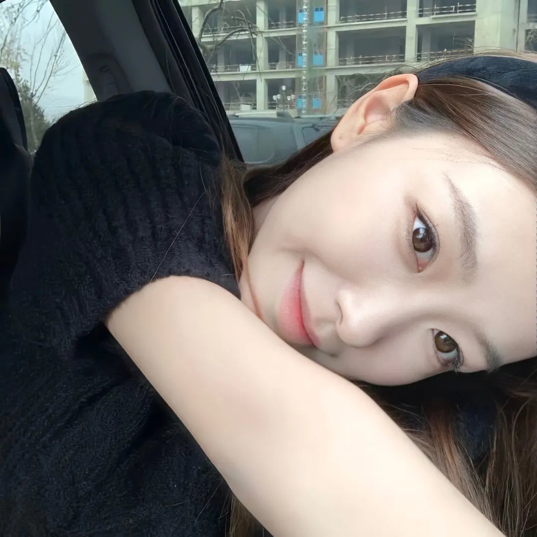 她有黄金瞳你惹她干嘛